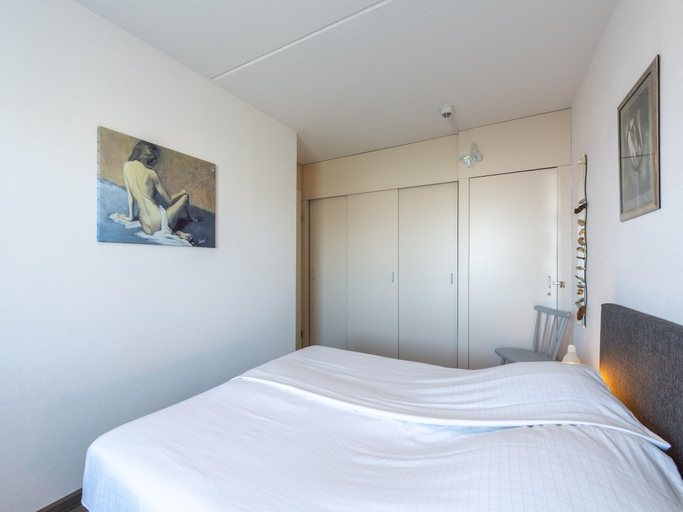 Bedroom 2, Strandslag 157 apartment for 4 guests near sea, Den Helder