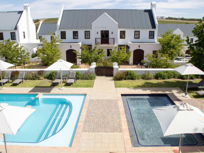 Sport & Beauty 2, Winelands Golf Lodges 8, Cape Winelands