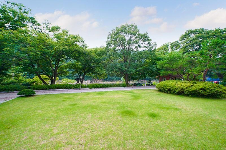 Others 3, Hongcheon White House Pension, Chuncheon