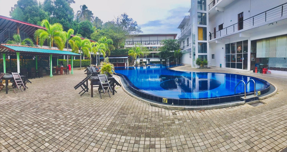 Sport & Beauty 2, Saru Blue Sapphire Hotel, Godakawela