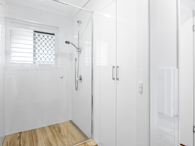 Others 5, Beachside Views 2 Bedroom Apartments Mooloolaba, Maroochy - Mooloolaba