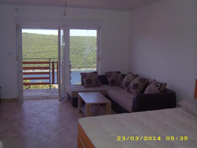 Others 5, Apartmani Vukovic