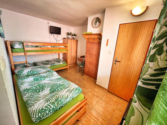 Bedroom 2, Penzion Estetika, Znojmo