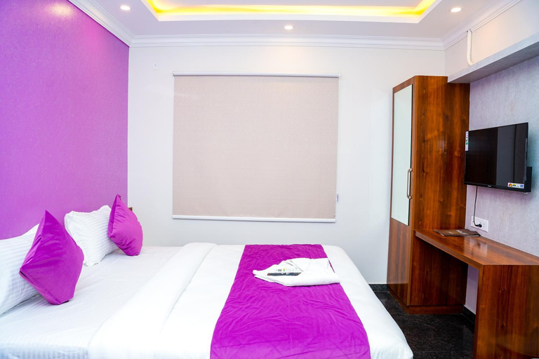 Bedroom 3, Hotel Skylights, Bangalore Rural