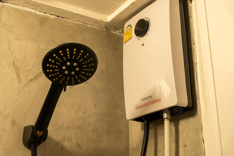 Bathroom 3, KAYAN Hostel, Muang Chiang Mai