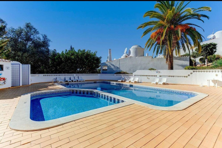 Sport & Beauty 5, Carvoeiro Pool House by Vacationy, Lagoa
