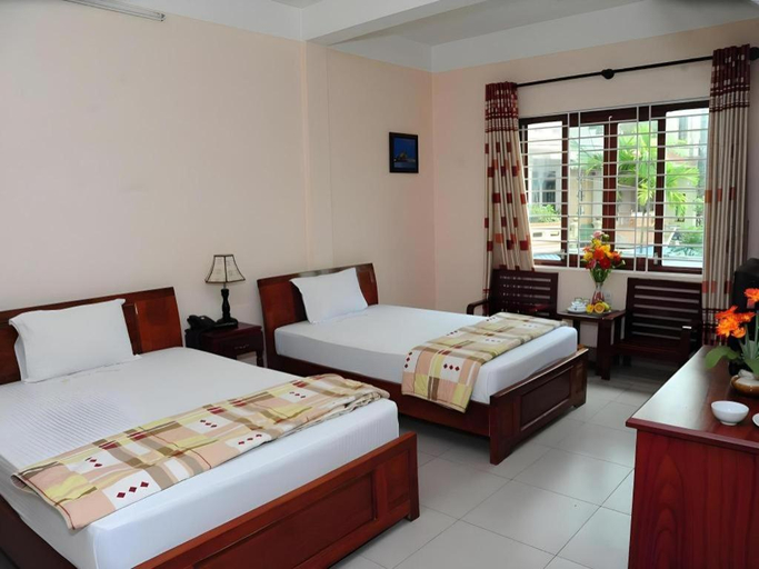 Bedroom 2, Hong Thang Hotel, Huế