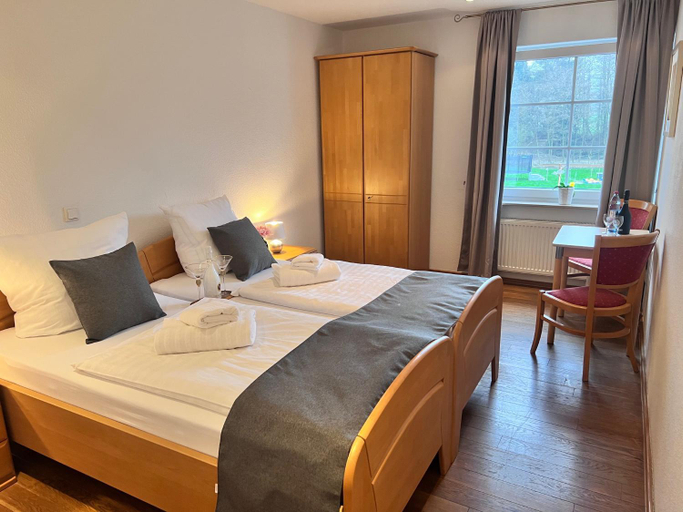 Bedroom 2, Haus Sondermann, Mettmann