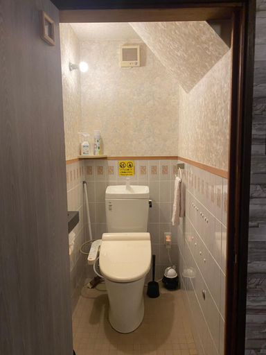 Bathroom 2, Kuromamean, Tamba