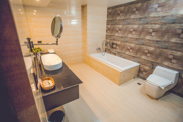 Bathroom 5, Butuan Grand Palace Hotel, Butuan City