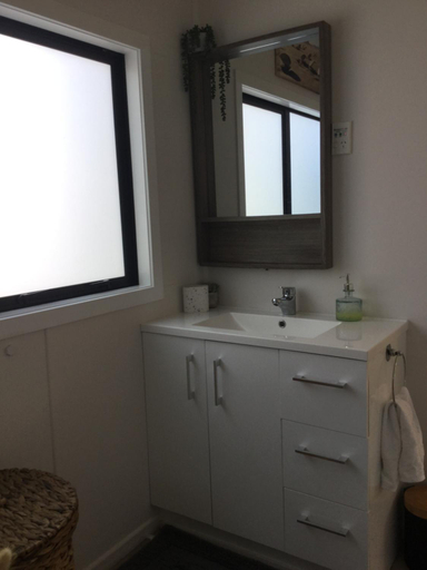 Bathroom 3, Estuary Retreat Whangamata, Thames-Coromandel