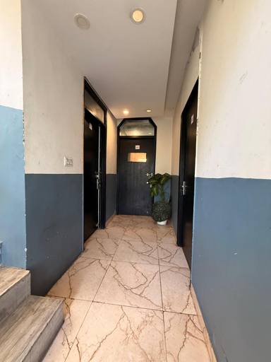 Public Area 2, Hotel Hauz Khas Inn, Delhi