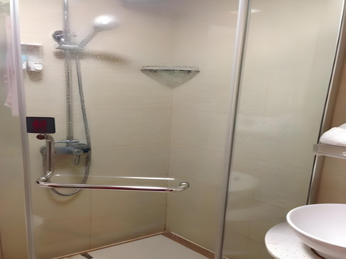 Bathroom 3, Wuhan Future City Hotel, Wuhan
