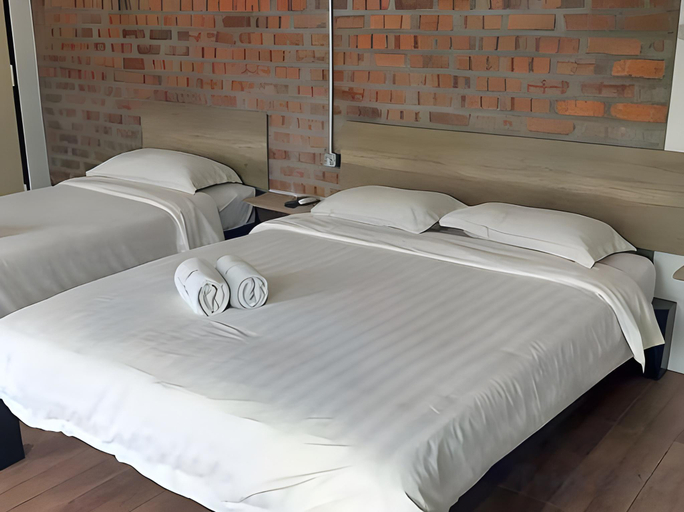 Bedroom 3, Hotel Nelayan, Manjung