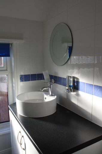 Bathroom 3, The Meltham Guesthouse, North Yorkshire