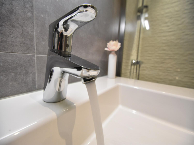 Bathroom 3, Apartment in Veere with Marina Views