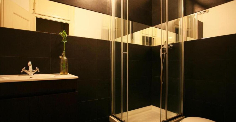 Bathroom 5, Friendly Hills Bairro Alto - Hostel, Lisbon
