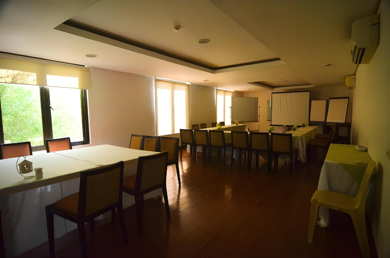 Food & Drinks 5, Kamana Sanctuary Resort and Spa, Morong