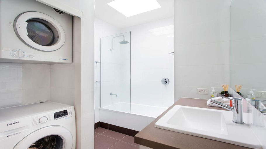 Bathroom 4, Park Cove 4 Park Road 48, Noosa - Noosa-Noosaville