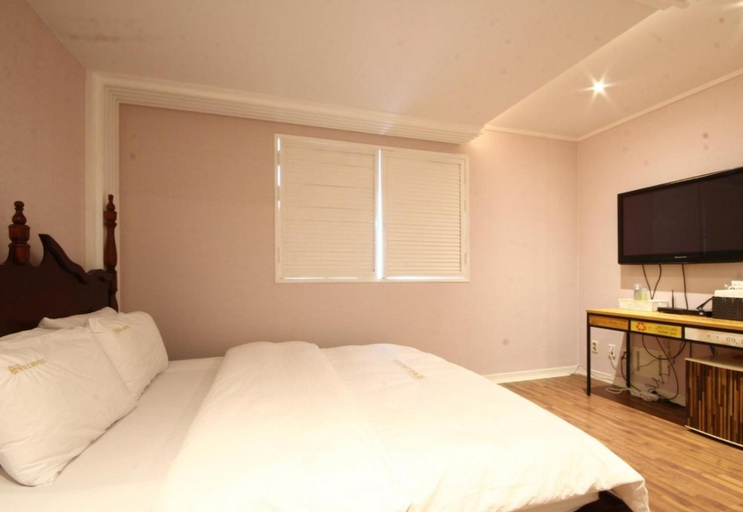 Bedroom 3, Bay Hotel, Haeundae