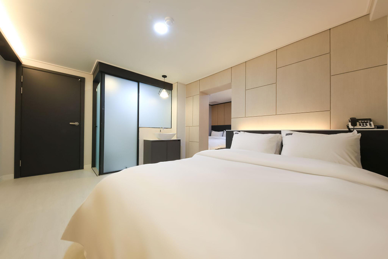 Bedroom 2, Jincheon 2S, Ansoeng