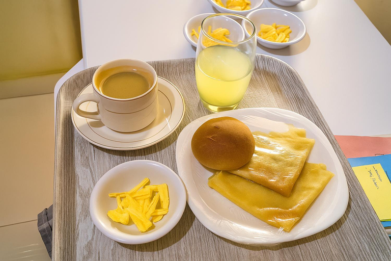 Food & Drinks 5, Milestone City Business Apartment - Secure Area - Fast WiFi Long Stay, Analamanga