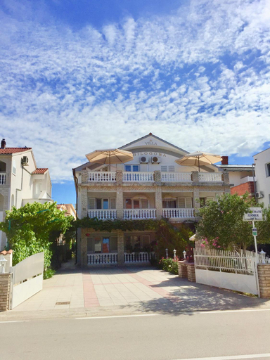 Exterior & Views 1, Villa Bilogora & Apartments, Vodice