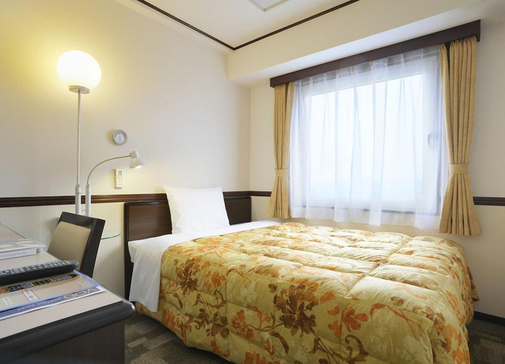 Bedroom 2, Toyoko Inn Hokkaido Sapporo-eki Minami-guchi, Sapporo