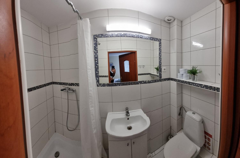 Bathroom 5, Pokoje Goscinne Syrenka, Słupsk