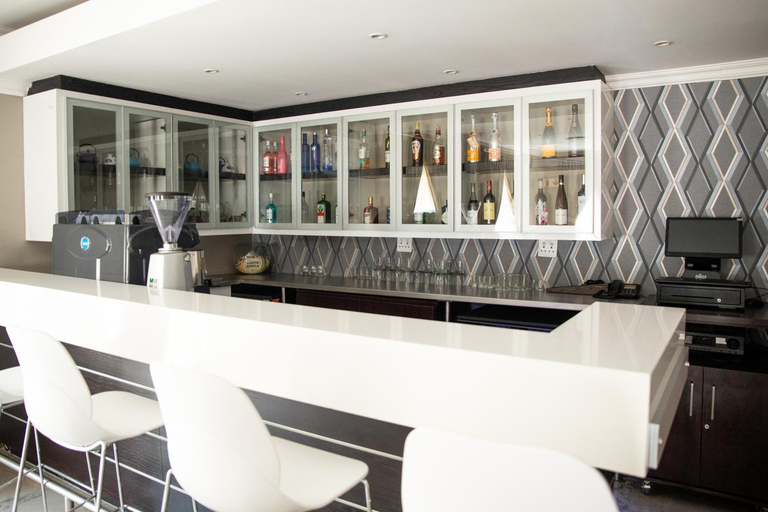 Food & Drinks 4, The African Penguin Guesthouse, City of Tshwane