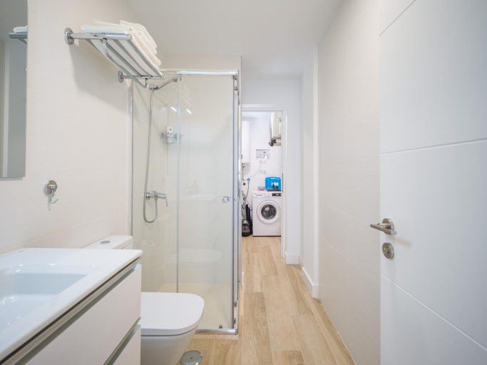 Bathroom 2, Deluxe Canteras By CanariasGetaway, Las Palmas