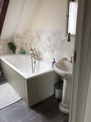 Bathroom 3, Norfolk Farm Stays by Beach Dog Friendly, Cambridgeshire