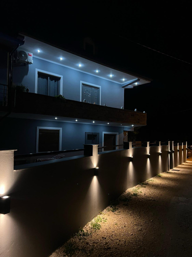 Others 5, Villa Mucolli, Beratit