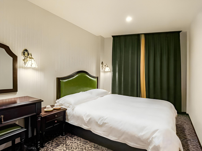 Bedroom 3, Datong Garden Hotel, Osaka