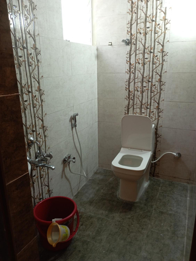 Bathroom, Adb's Arangan Kudil Rooms, Tiruchirappalli