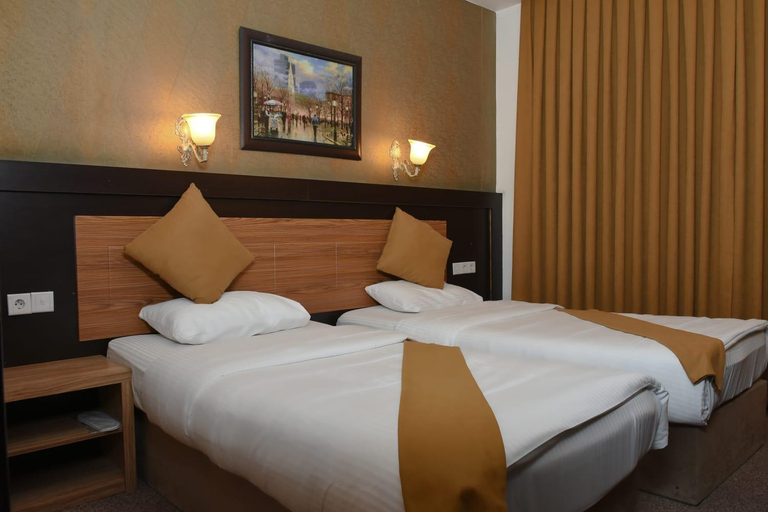Bedroom 2, Asenappar Hotel, Arbil