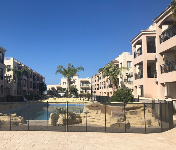 Pool 3, Holiday Home Paphos - Near Amenities - Poolside