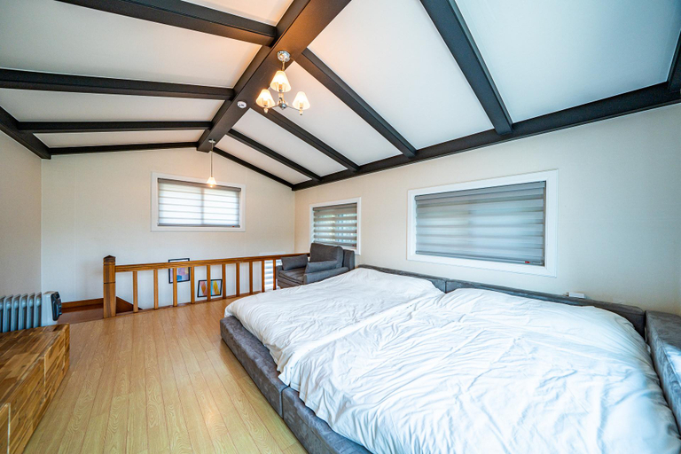 Bedroom 2, Hongcheon D-day pension&camping, Hongcheon