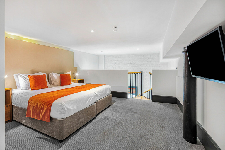 Bedroom 2, The Ainscow Hotel, Manchester