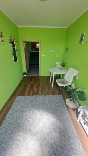 Others 5, Ubytovani v soukromi Na Podluzi, Hodonín