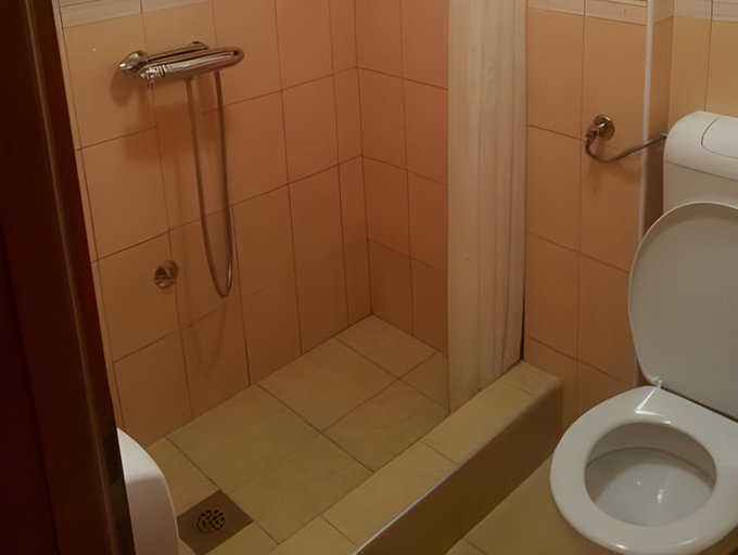 Bathroom 3, Motel Aura, Herzegovina-Neretva