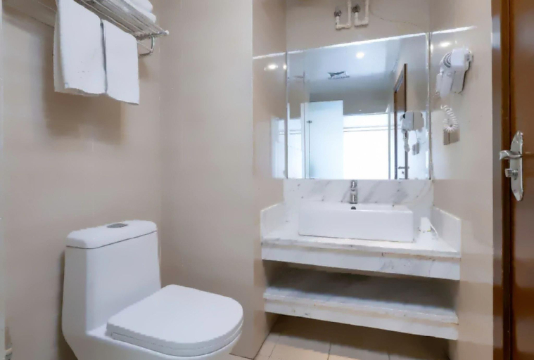 Bathroom 3, Highest Joint Hotels & Resort (Kunming Derun Center), Kunming