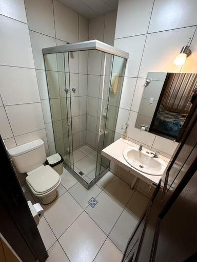 Bathroom 3, Mitru Express Tupiza, Sud Chichas
