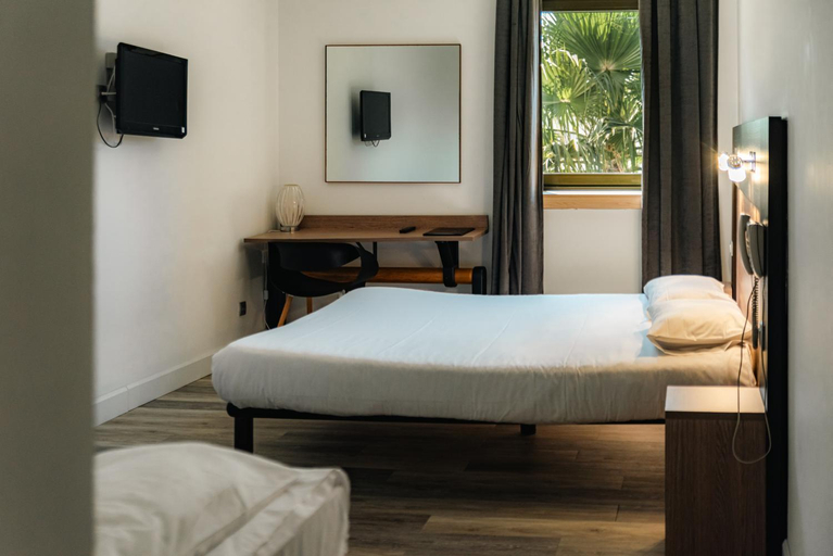 Bedroom 3, Aeroport Hotel - Parc Expo, Hérault