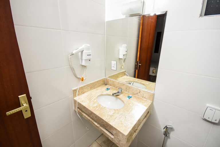 Bathroom 4, Hotel Fazenda Bavária, Pouso Alto