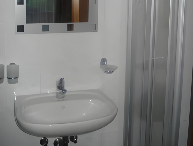 Bathroom 2, Landhaus Perktold, Reutte