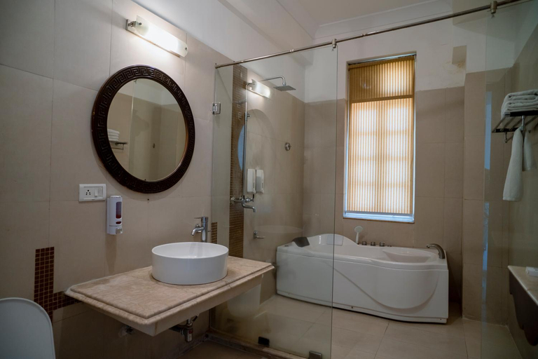 Bathroom 4, Hotel Merwara Estate, Ajmer