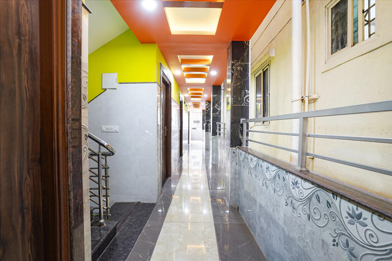 Lobby 2, FabHotel Tanish Stay Inn - Koramangala Road, Bangalore