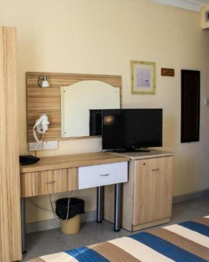 Bedroom 2, Coral Hotel, Saint Paul's Bay
