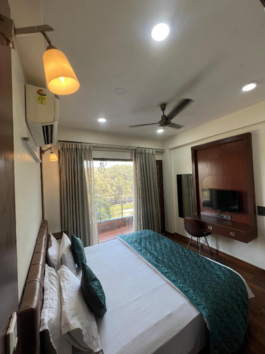 Others 2, YU TURN TOWNHOUSE, Gautam Buddha Nagar
